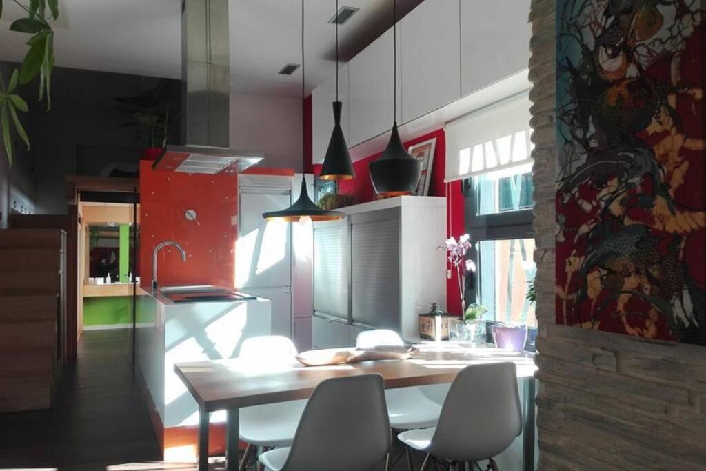 Cozy Designer Apart / Acogedor Apartamento De Diseno ● Wifi - Jacuzzi - A/C Steamsauna Appartement Madrid Buitenkant foto