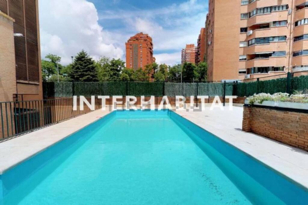 Cozy Designer Apart / Acogedor Apartamento De Diseno ● Wifi - Jacuzzi - A/C Steamsauna Appartement Madrid Buitenkant foto