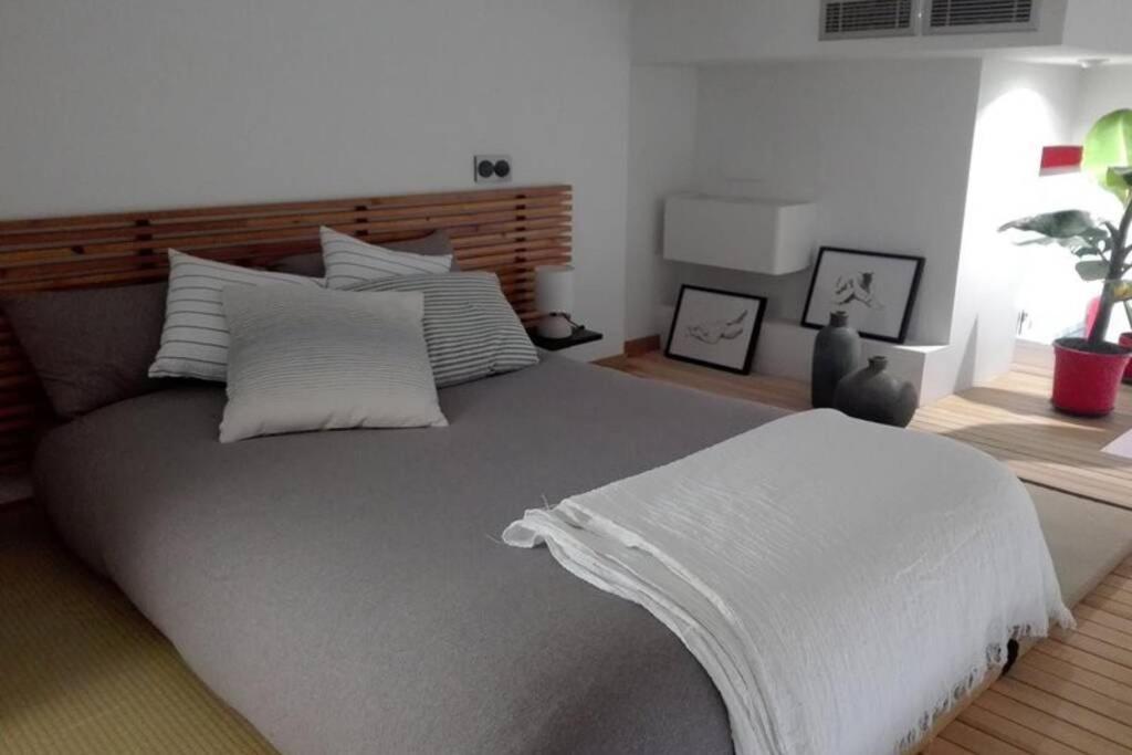 Cozy Designer Apart / Acogedor Apartamento De Diseno ● Wifi - Jacuzzi - A/C Steamsauna Appartement Madrid Buitenkant foto
