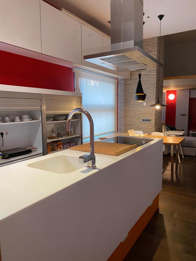 Cozy Designer Apart / Acogedor Apartamento De Diseno ● Wifi - Jacuzzi - A/C Steamsauna Appartement Madrid Buitenkant foto